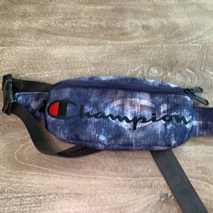 Champion Fanny Pack